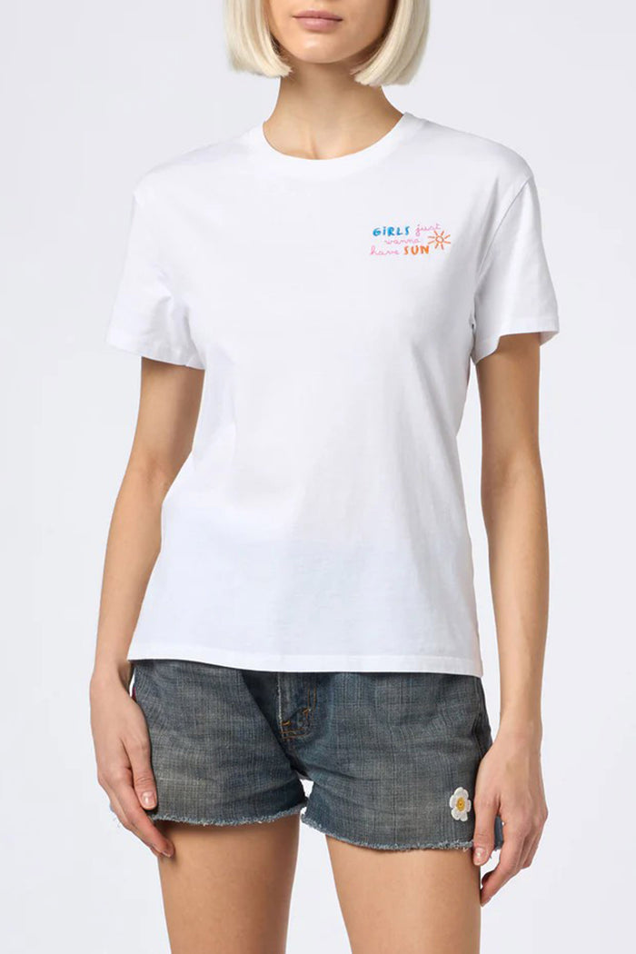 T-shirt Emilie con ricamo Girls just wish have Sun-2
