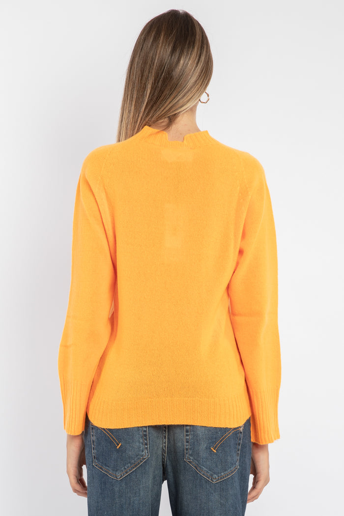 Maglia girocollo arancio fluo in lana e cashmere-4