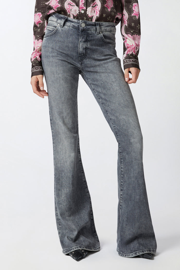 Filippa flare jeans in denim grigio svasati-3