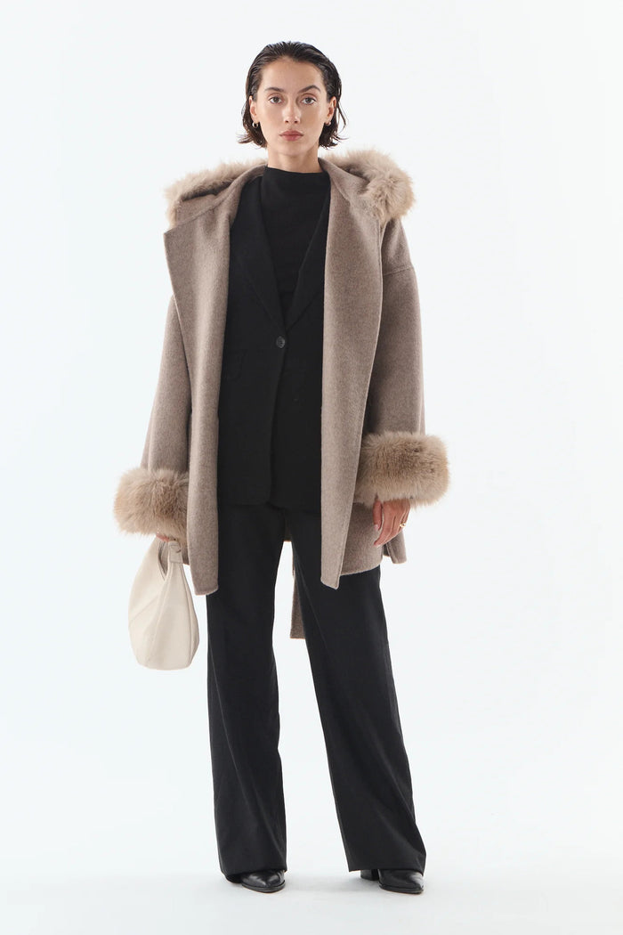 Cappotto Carolina Wool con collo in pelliccia sintetica-4