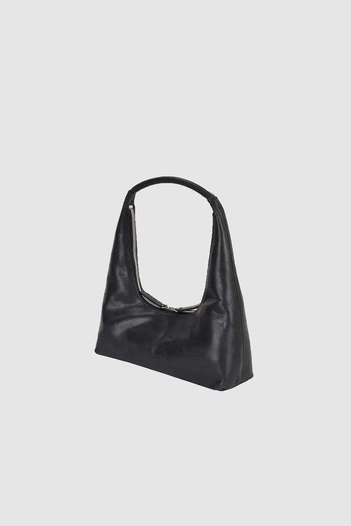 HOBO SHOULDER_black pull-up-2