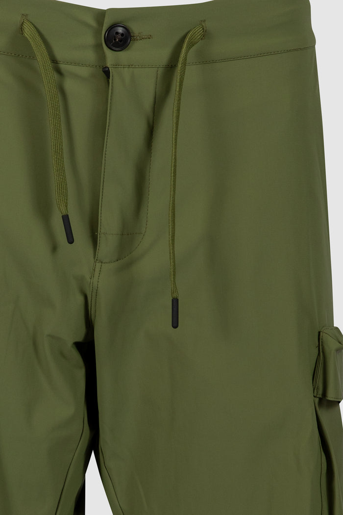 Pantaloncini cargo da uomo verde militare-2