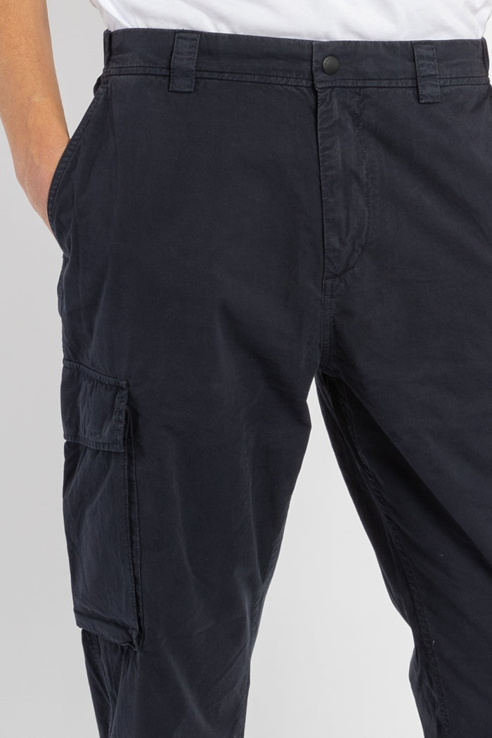 Pantaloni cargo in gabardina di puro cotone-4