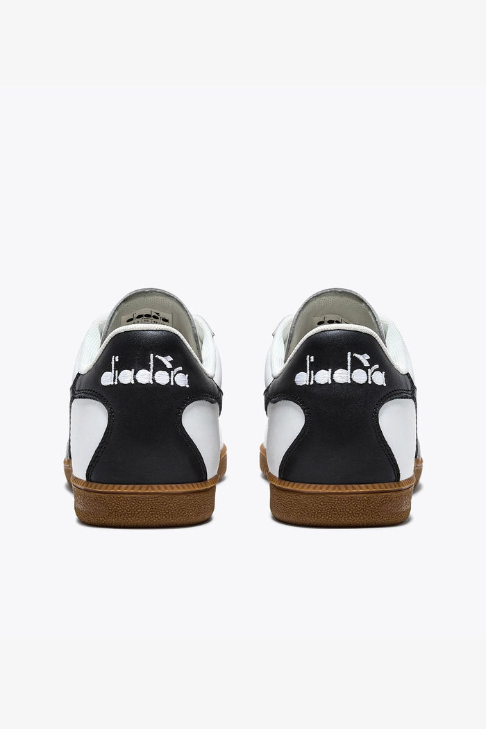 Trainer-4