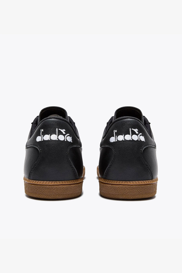 Trainer-4