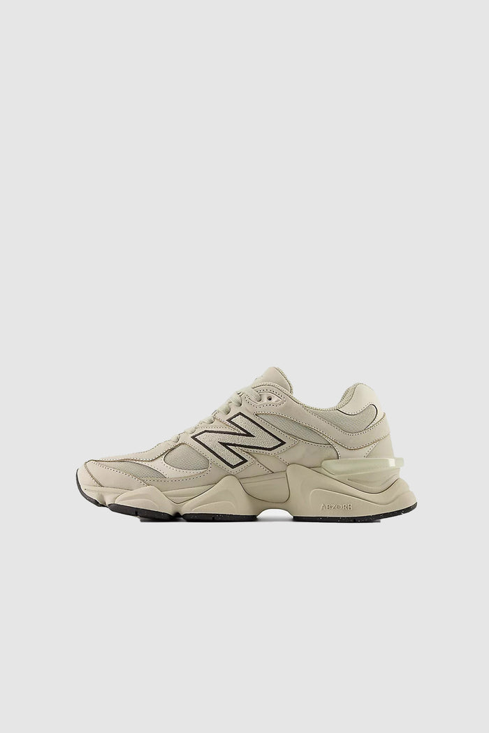 9060 shoes-2