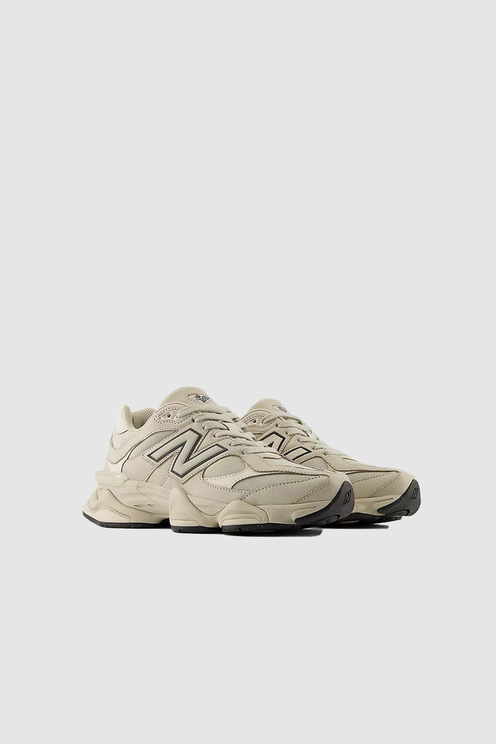 9060 shoes-4