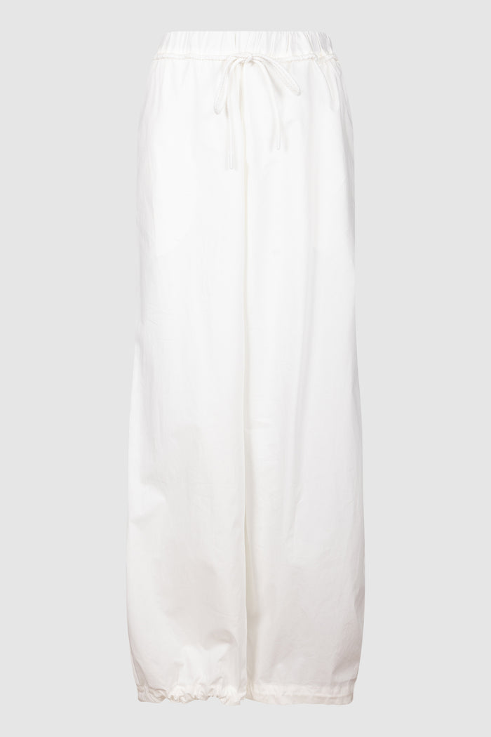 Pantaloni ampi con cordino