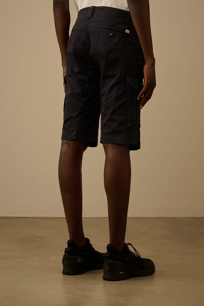 Pantaloncini cargo elasticizzati in raso con lenti a contatto-3