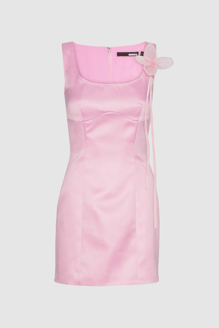 Abito in raso con fiori rosa