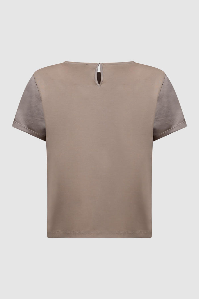 T-shirt in raso e jersey-2