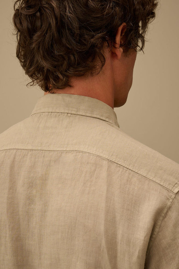 Camicia di lino a maniche lunghe con bottoni-5