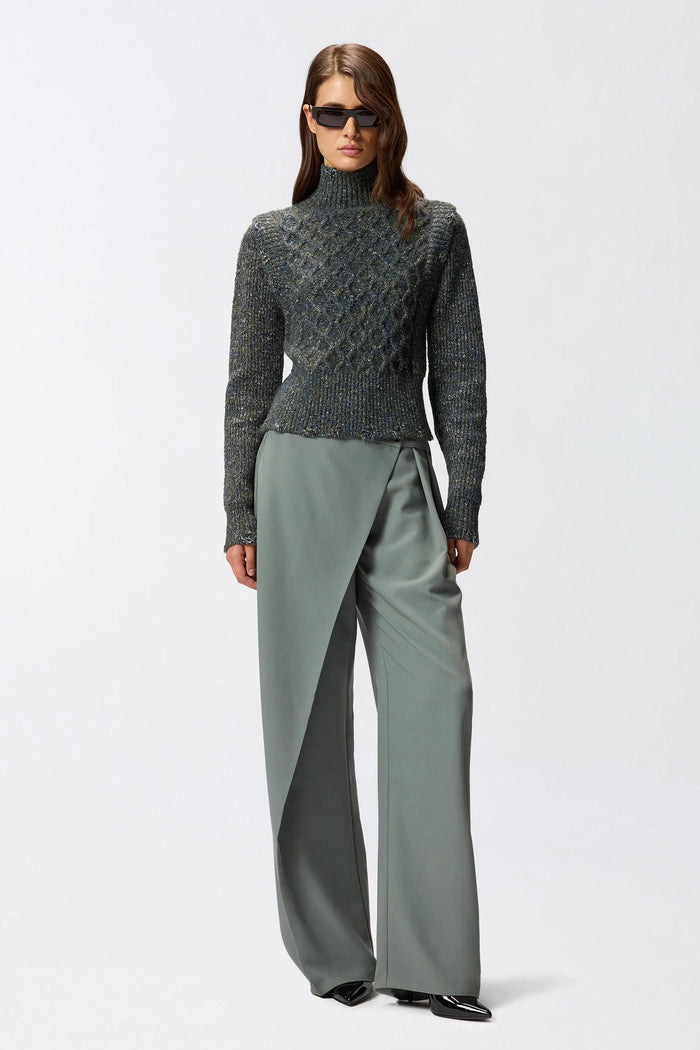 Dolcevita in maglia a trecce-5