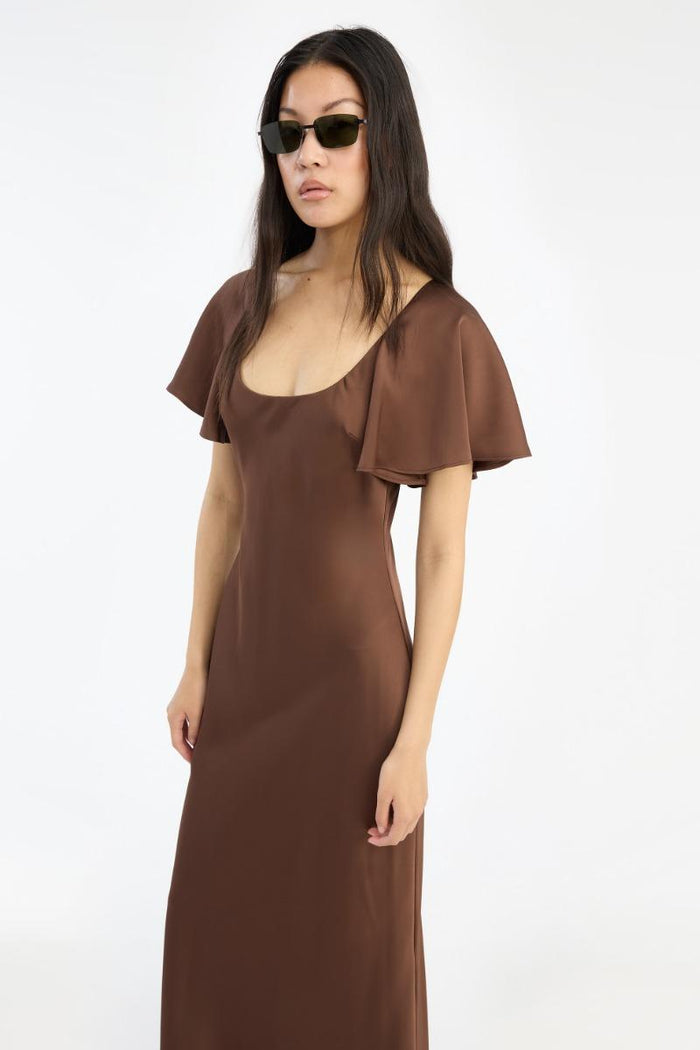 Abito in raso con maniche fluide marrone scuro-5