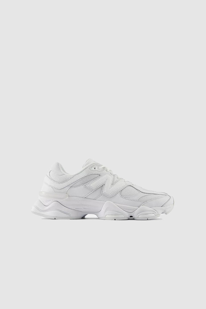9060 shoes