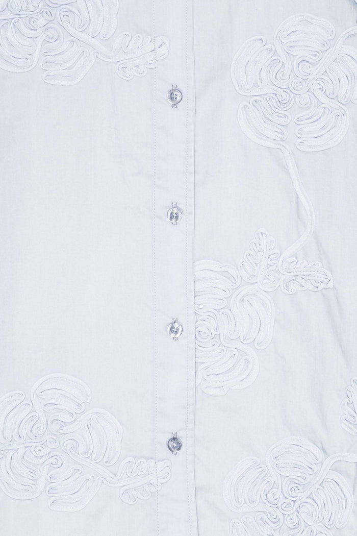 Camicia oversize a fiori di colore azzurro-3