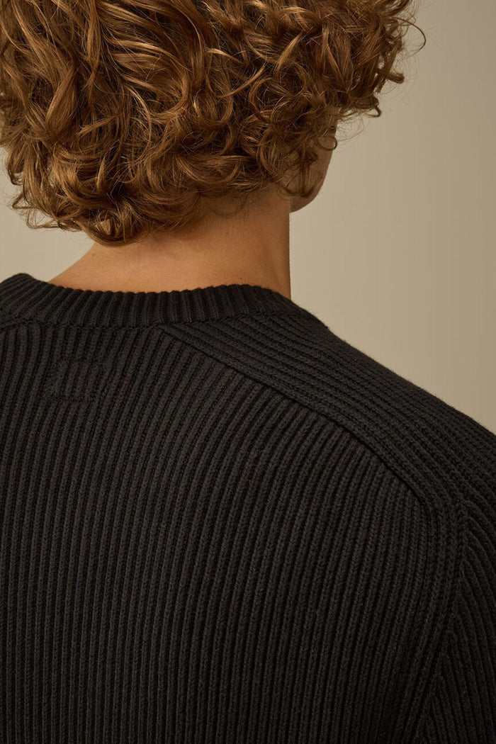 Maglione girocollo a coste lunghe con lenti-5