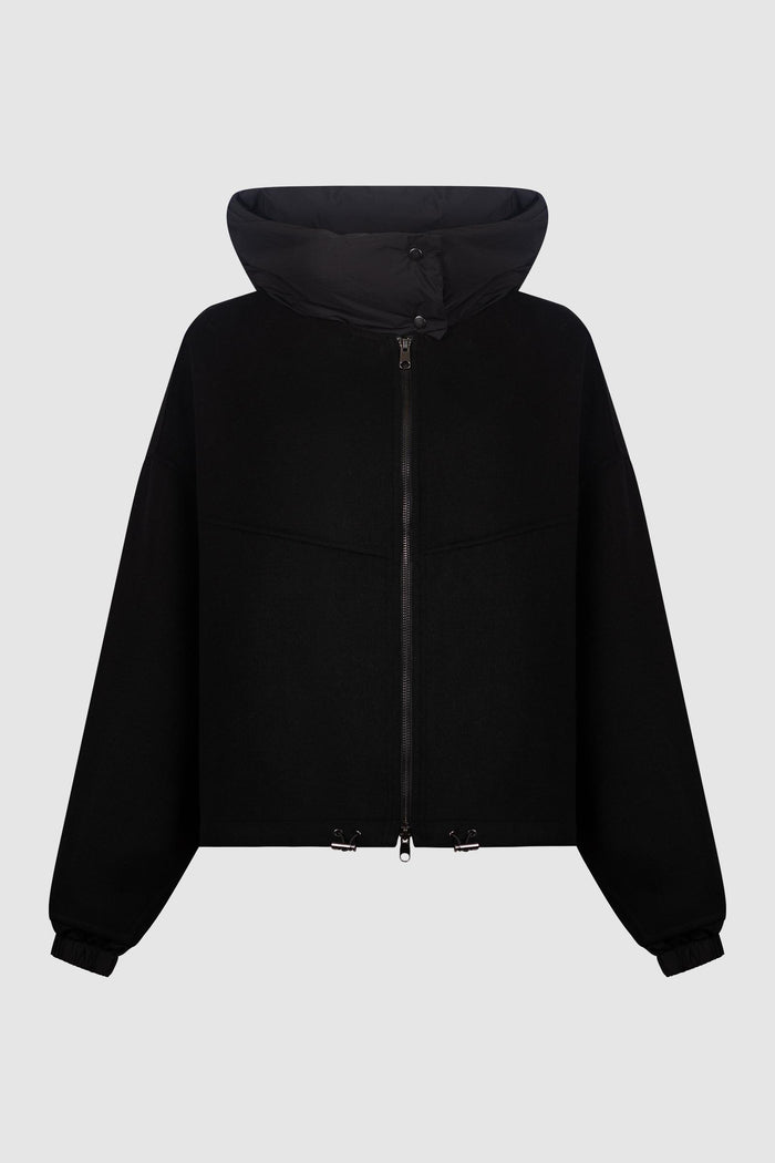 Giacca con cappuccio tecnico